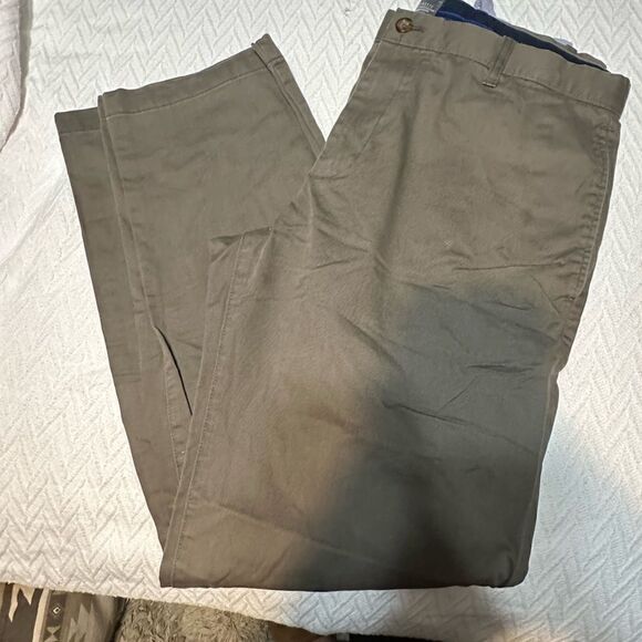 GAP Khakis Dark  - Picture 1 of 3